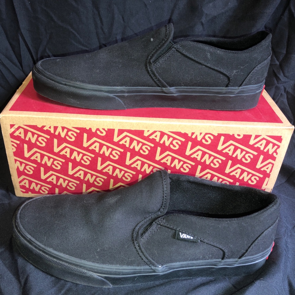 Vans Slip-On Black/Black canvas, Women’s Sz: 8.5 !NEW!
